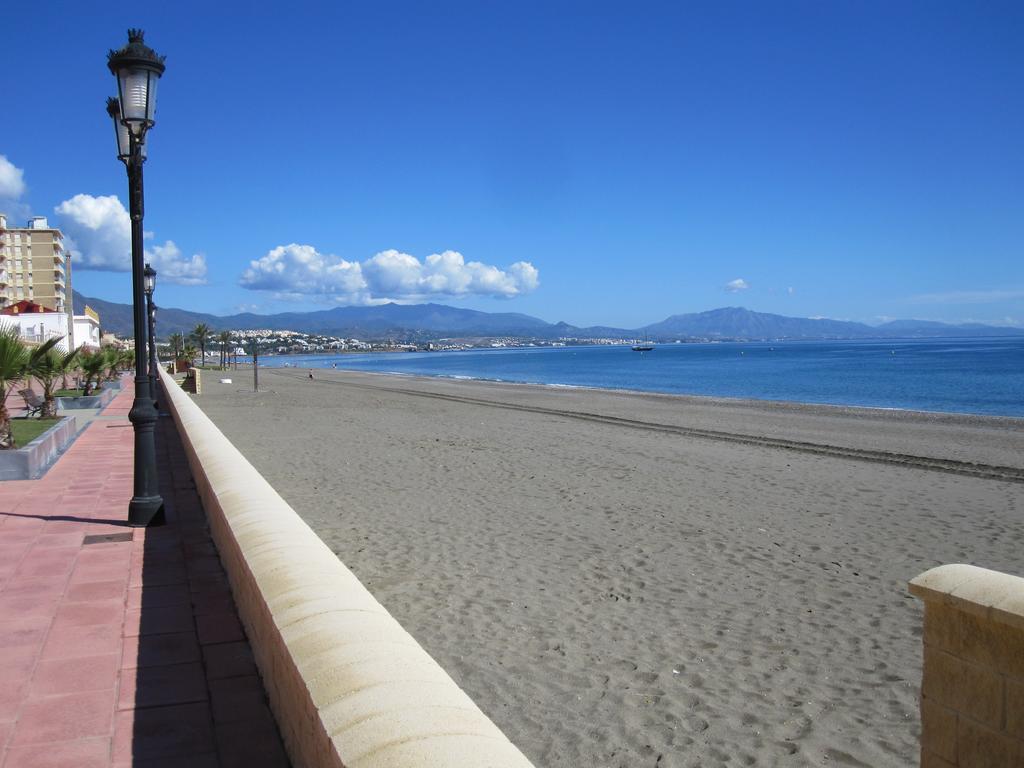 Apartamento 409 Marina Real Puerto De La Duquesa Playa Manilva Bagian luar foto